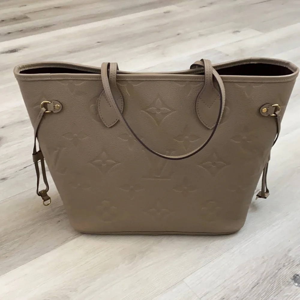 Louis Vuitton Neverfull MM Empreinte Leather Tote Shoulder Bag